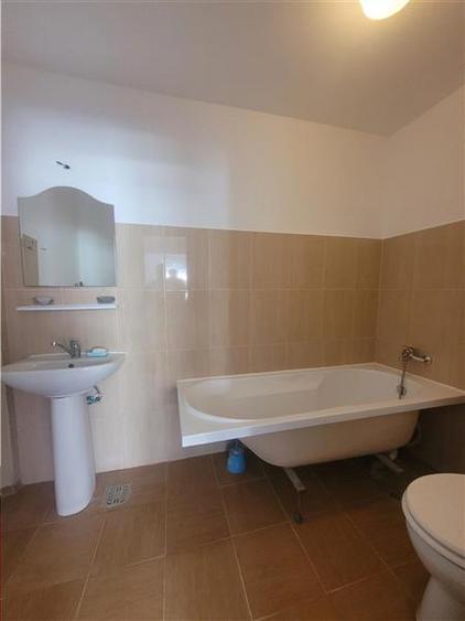 Apartament 2 camere, Balcon Generos, zona Lidl Baba Novac, la BN-uri - 11