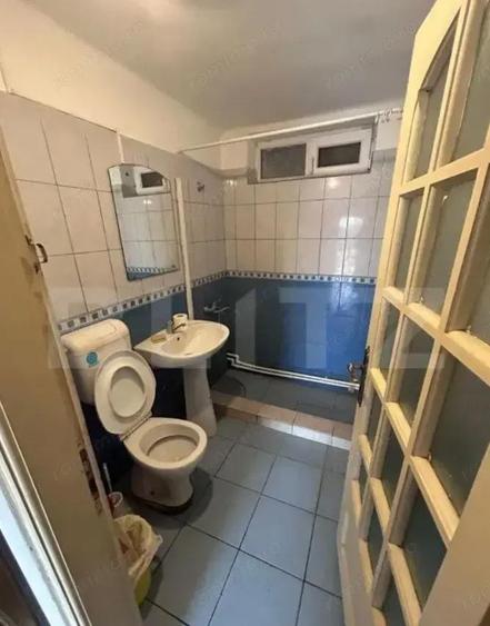 Cazare muncitori cu parcare supravegheata Casa de Inchiriat - 1