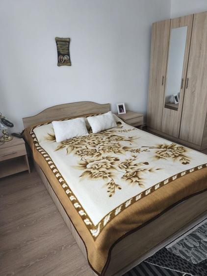 Vand sau schimb cu apartament, casa cu gradina - 7