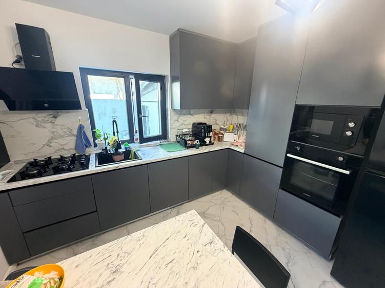 Casa moderna cu piscina P+1. 5 cam. Teren 603 mp - 22