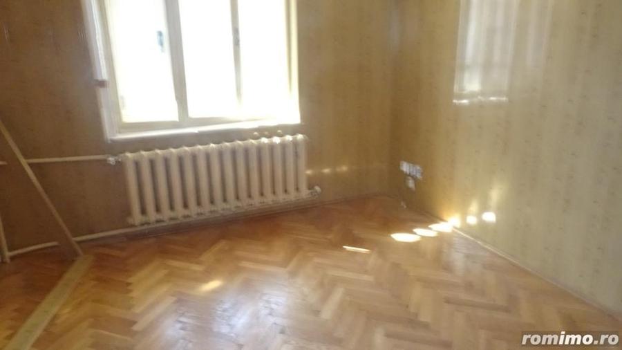 Vand casa in Deva, zona Crangului, D+ P+E1+E2 + pod, constructie din caramida din anul 1986 - 18