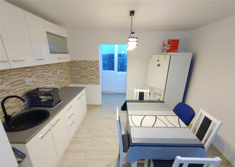 Oravita, Apt.2 Cam, la Cheie, Decomandat, ZERO COMISION - 3