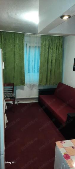 Inchiriez garsoniera - 2