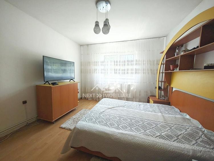 Casă P+1 cu 8 camere 492 mp teren 21 ml deschidere comision 0% - 7
