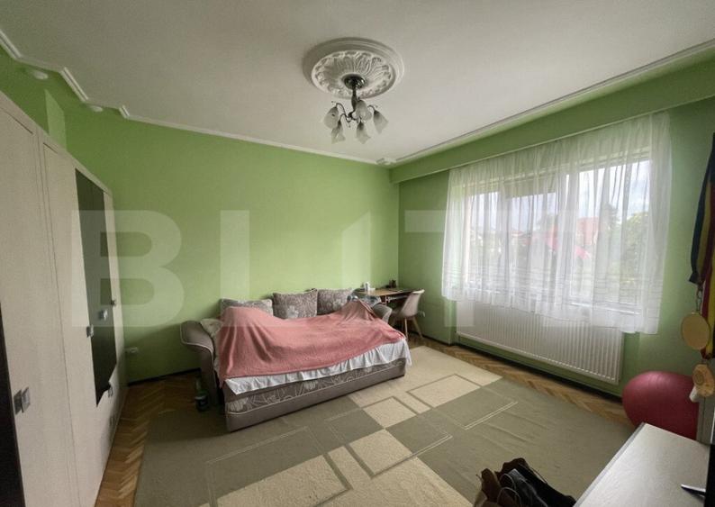 Casa, 211mp, Zona Piata Mica - 3