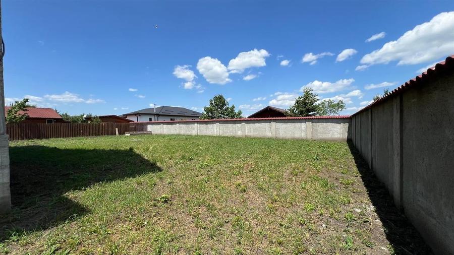 Vila la rosu intr o zona rezidentiala exclusivista Halchiu - 10