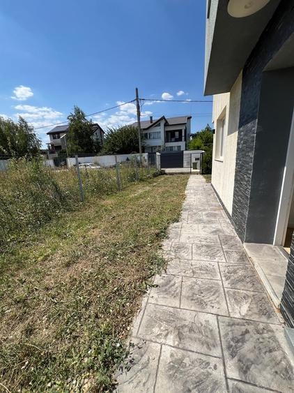 Casă individuală cu 3 camere cu Canalizare în Corbeanca