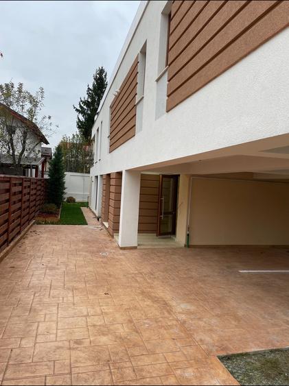 Comision 0/Apartament 3 camere/Curte proprie - 2