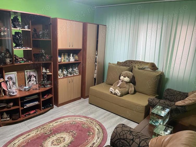 Vanzare apartament 3 camere - 1