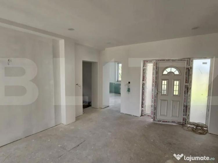 Casa semifinisata de vanzare 200mp, Teren 1000 mp, Decebal - 5