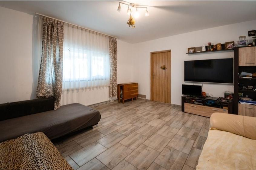 Sanandrei – Casa Individuala  6  Camere – Teren - 2