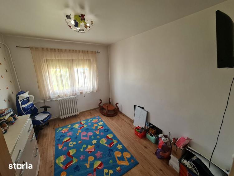 Vand apartament 5 camere Micalaca Str Abrud,2b.Decomandat,Spatios100mp - 14