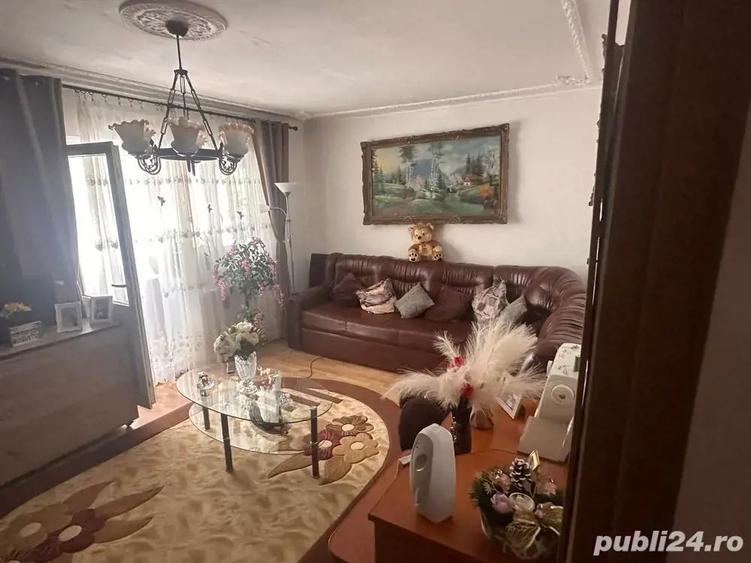 Vand apartament doua camere decomandat centrala proprie - 2