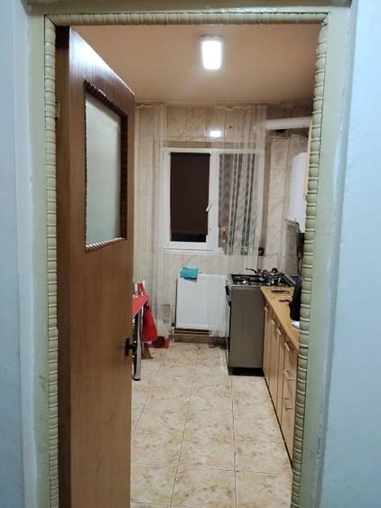 apartament 2 camere, decomandat, mobilat - 2
