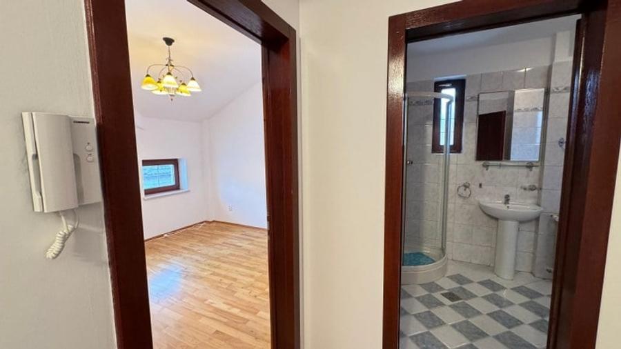 Închiriere Vila Eleganta Vecinătatea Pieței Floreasca - Modernitate și Confort - 9