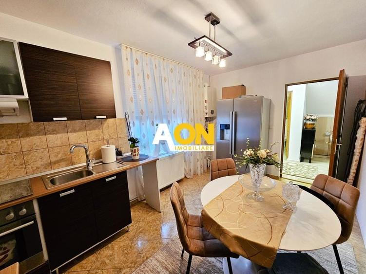 Casa tip triplex ( capat ), 4 camere, P+M, curte amenajata, Bărăbanț - 12