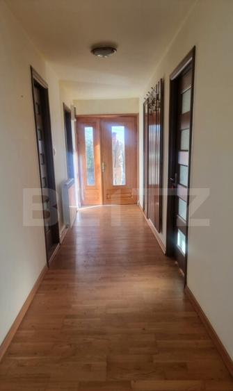 VILA 7 camere 10 min de A3,DN1 - 17