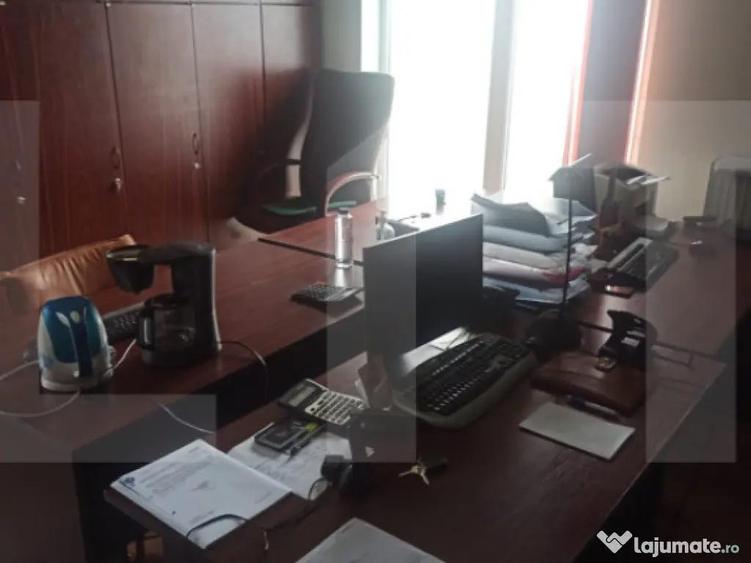 Spatiu comercial, de vanzare, parter + apartament la etaj, z - 2