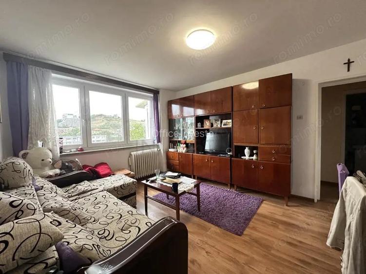 3 camere/Zona Liceului Onisifor Ghibu 3 camere/Zona Liceului Onisifor Ghibu