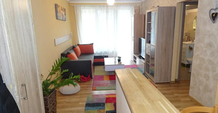 Inchiriez apartament 2 camere in Deva, Casa de Cultura, et. 1 Inchiriez apartament 2 camere in Deva, Casa de Cultura, et. 1