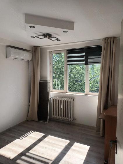 Apartament de vanzare 3 camere - 6