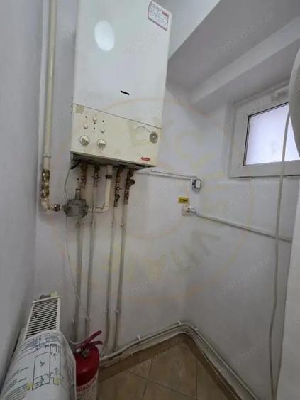 Spatiu Comercial 50 mp, Trafic Intens Auto si Pietonal, Vad Comercial - 1