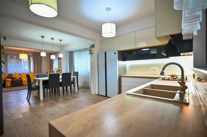 FILM&3D! Resedinta notabila, in pretiosul areal:Drumul Poienii,Centru Istoric Me - 34