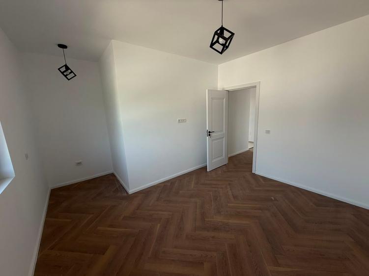 Apartament cu 2 camere în Exterior Est