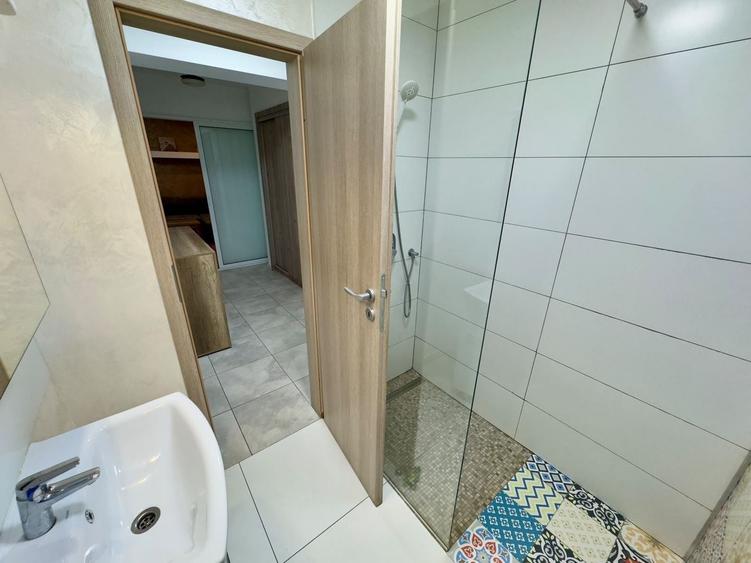 Apartament cu 2 camere decomandat, mobilat în Lujerului
