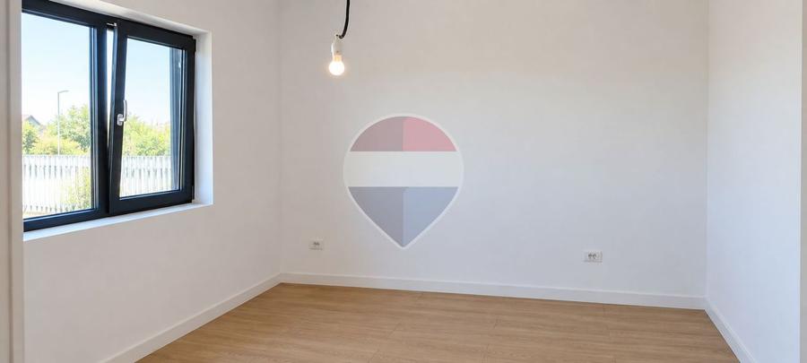 Casă individuală cu 4 camere cu Teren 328 Mp în Clinceni
