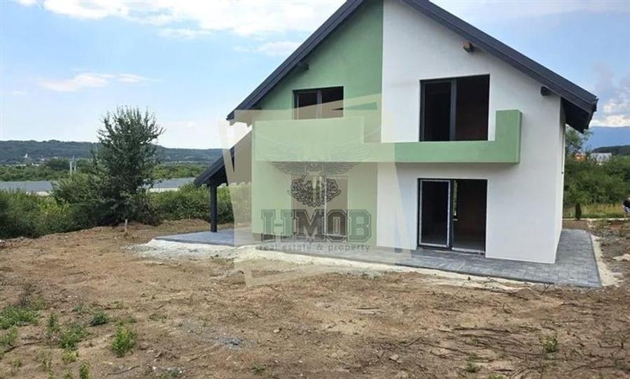 Casă individuală cu 5 camere cu Teren 504 Mp în Șelimbăr