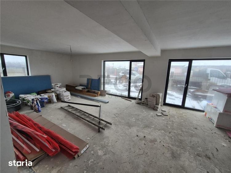 Casă cu 7 camere cu Teren 598 Mp în Sântandrei
