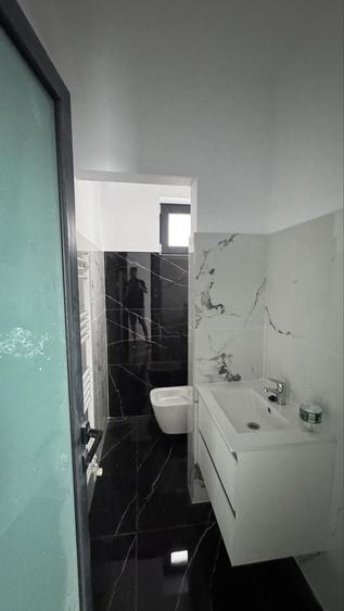 Spațiu comercial, de 160 mp, în Valea Lupului