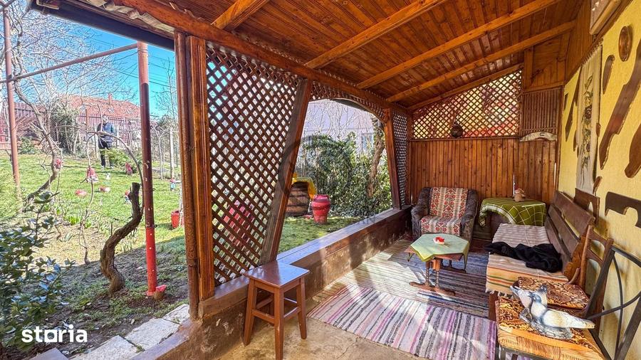 Casă cu 5 camere cu Teren 1340 Mp în Central