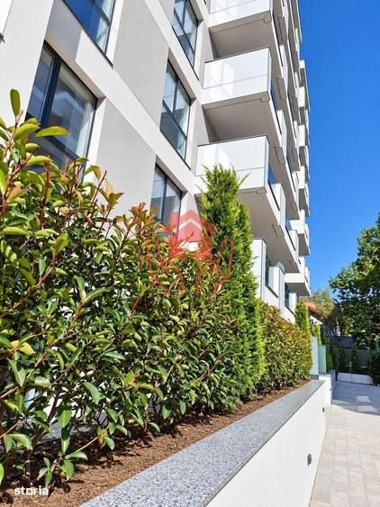 Apartament cu 3 camere în Est
