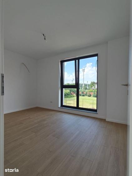 Casă cu 5 camere cu Teren 480 Mp în Mogoșoaia