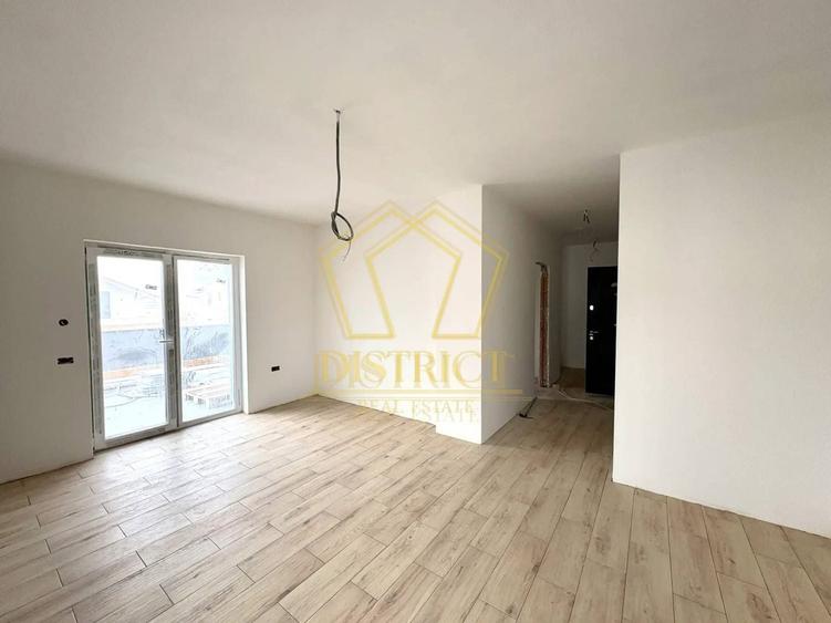 Apartament cu 4 camere decomandat în Giroc