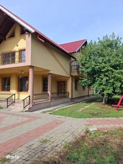 Casă cu 4 camere cu Teren 260 Mp în Central