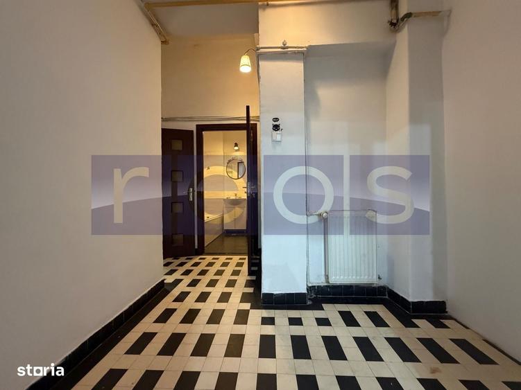 Apartament cu 4 camere semidecomandat în Cișmigiu