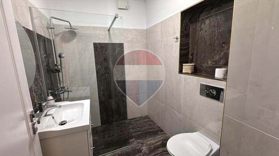 Apartament cu 2 camere decomandat, mobilat în Ultracentral