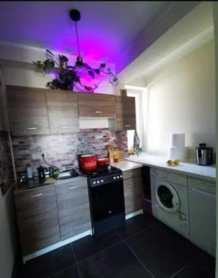 Apartament cu 2 camere semidecomandat în Giroc