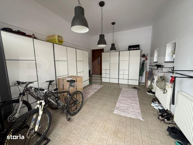 Casă cu 4 camere cu Teren 2759 Mp în Mușcel