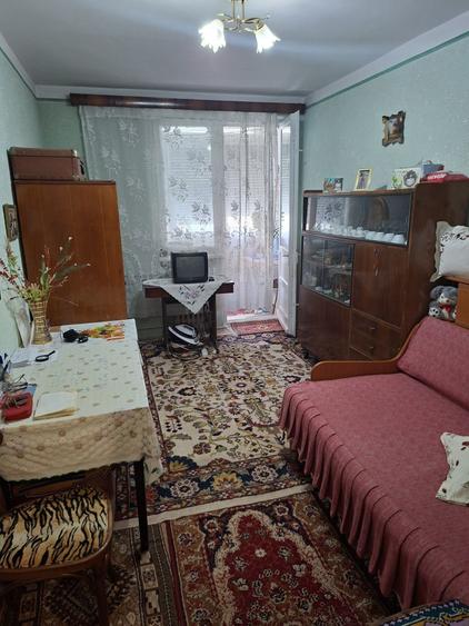 Apartament cu 2 camere decomandat în Burdujeni