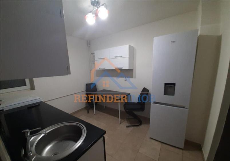 Apartament cu 2 camere circular, mobilat în Tineretului