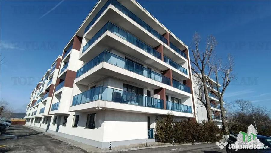 Apartament cu 2 camere semidecomandat, mobilat în Central
