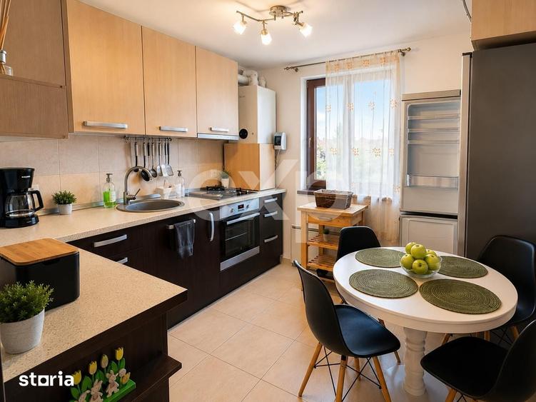 Apartament cu 3 camere decomandat în Tractorul
