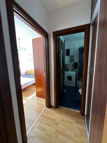 Apartament cu 2 camere semidecomandat, mobilat în Tineretului