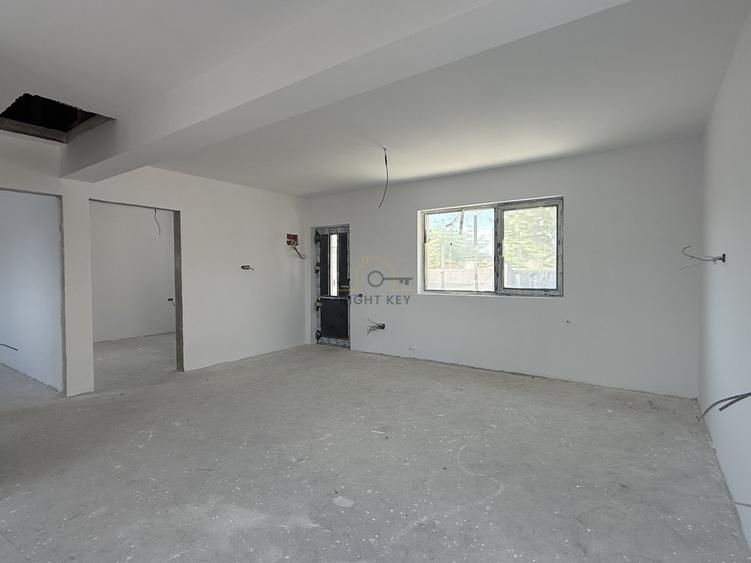 Duplex cu 3 camere cu Teren 250 Mp în Clinceni