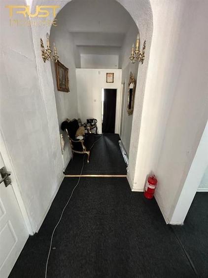 Spatiu comercial zona centrala - 3