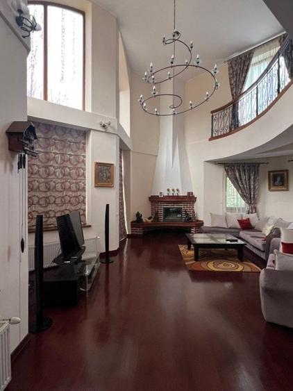 Vila de vis cu parc privat  — Panoramă Unică Spre Crucea Caraiman, - 16